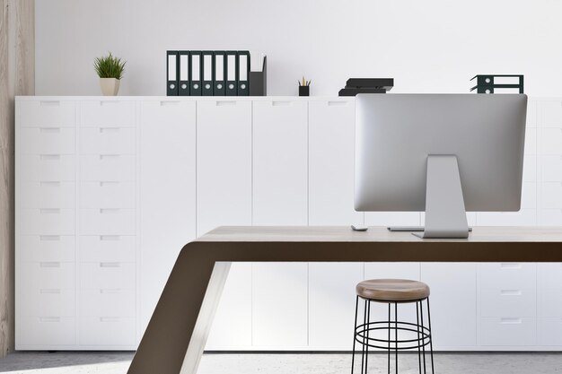 Interiér kuchyne a pracovný stôl